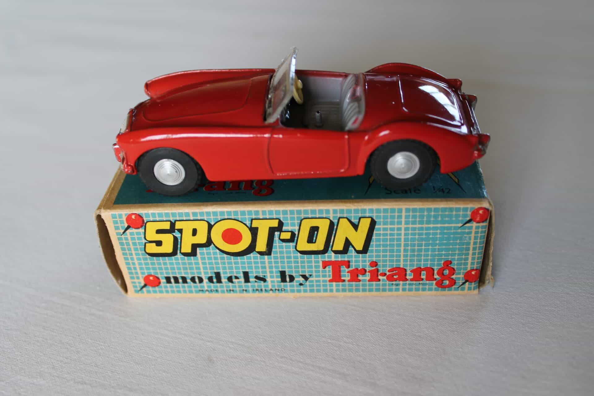 SpotOn Toys 104 MGA Diecast