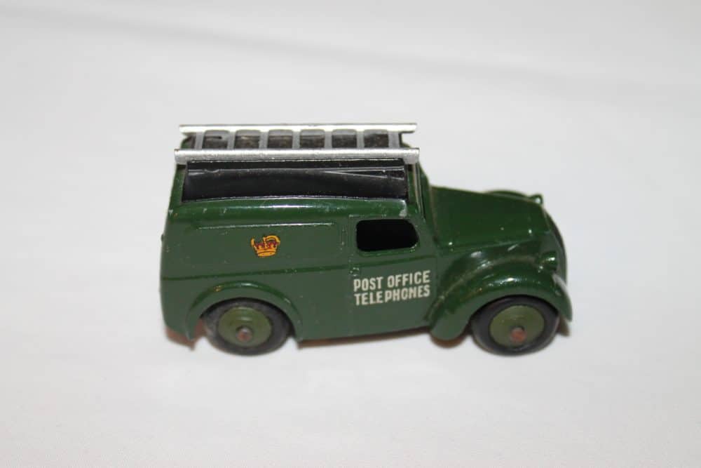 Dinky Toys 261 GPO Telephone Service Van-side