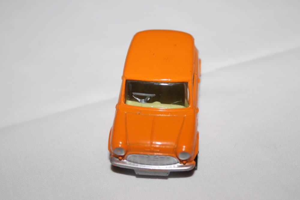 Corgi Toys 203 Morris Mini Minor-front