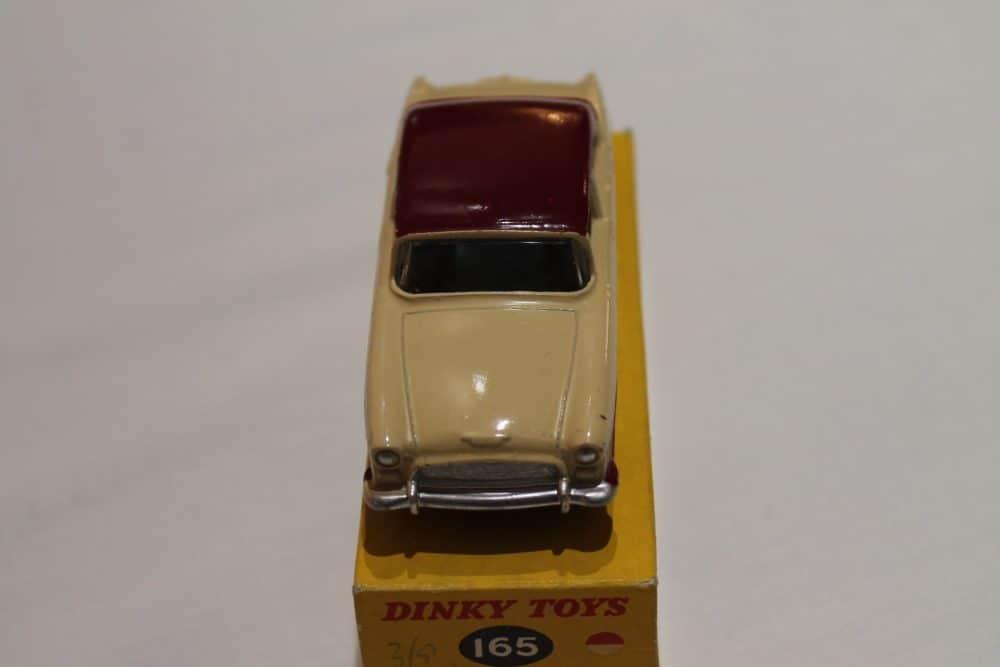 Dinky Toys 165 Humber Hawk-font