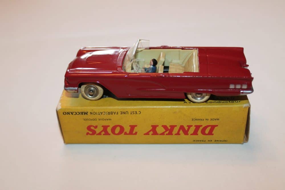 French Dinky Toys 555 Ford Thunderbird