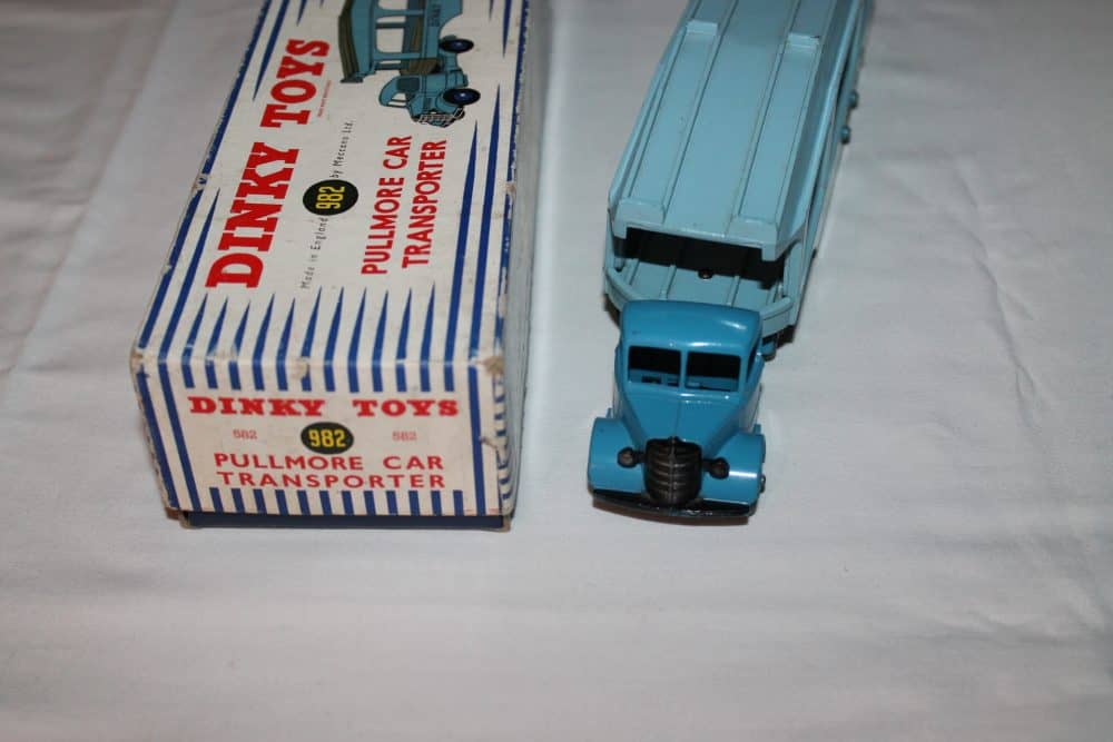 Dinky Toys 582/982 Pullmore Car Transporter-front