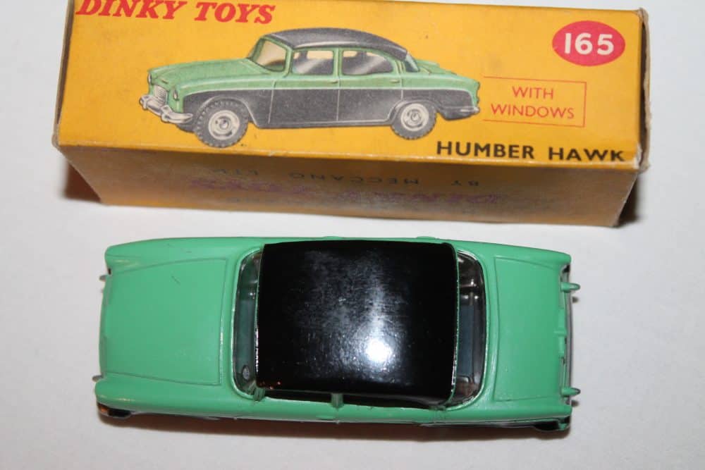 Dinky Toys 165 Humber Hawk-top