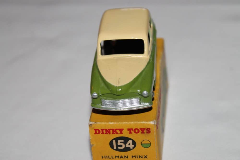 Dinky Toys 154 Hillman Minx-front