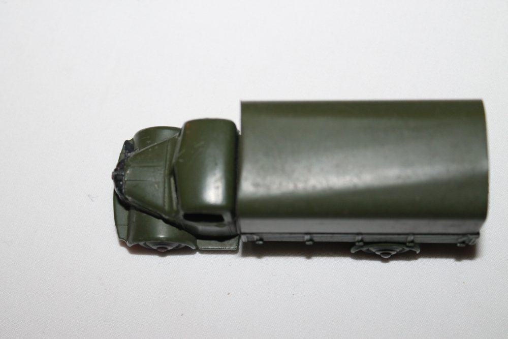 Dinky Toys 030SM Austin Military Covered Wagon-top