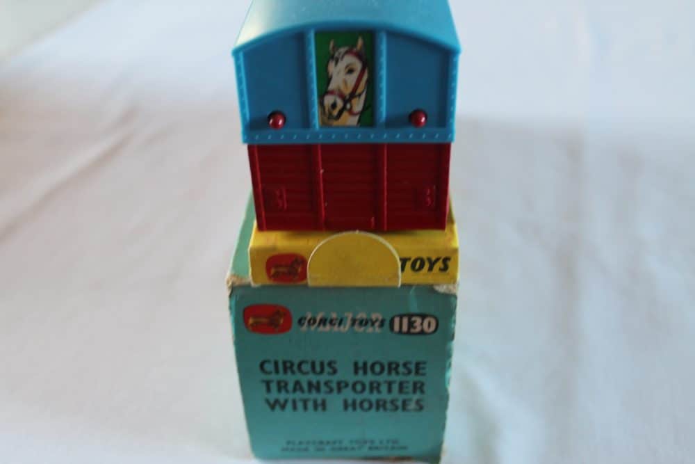 Corgi Toys 1130 Chipperfield Circus Horse Transporter-back