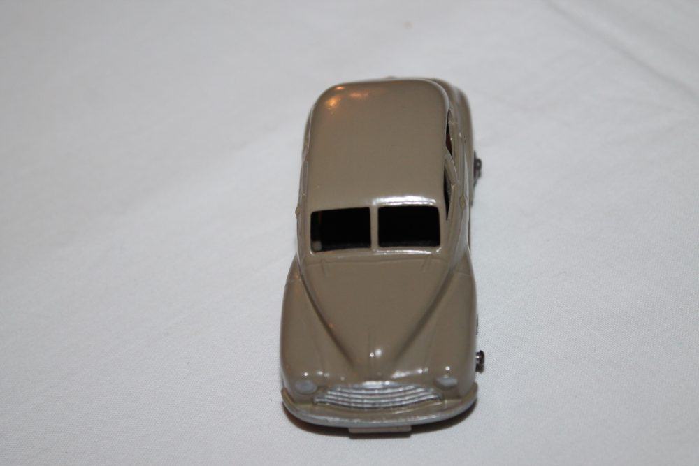 Dinky Toys 040g Morris Oxford--front