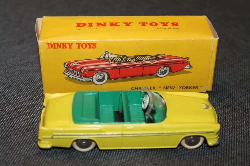 chrysler-new-yorker-yellow-and-green-french-dinky-toys-24a-side