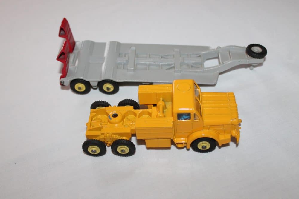Dinky Toys 908 Mighty Antar with Transformer-side