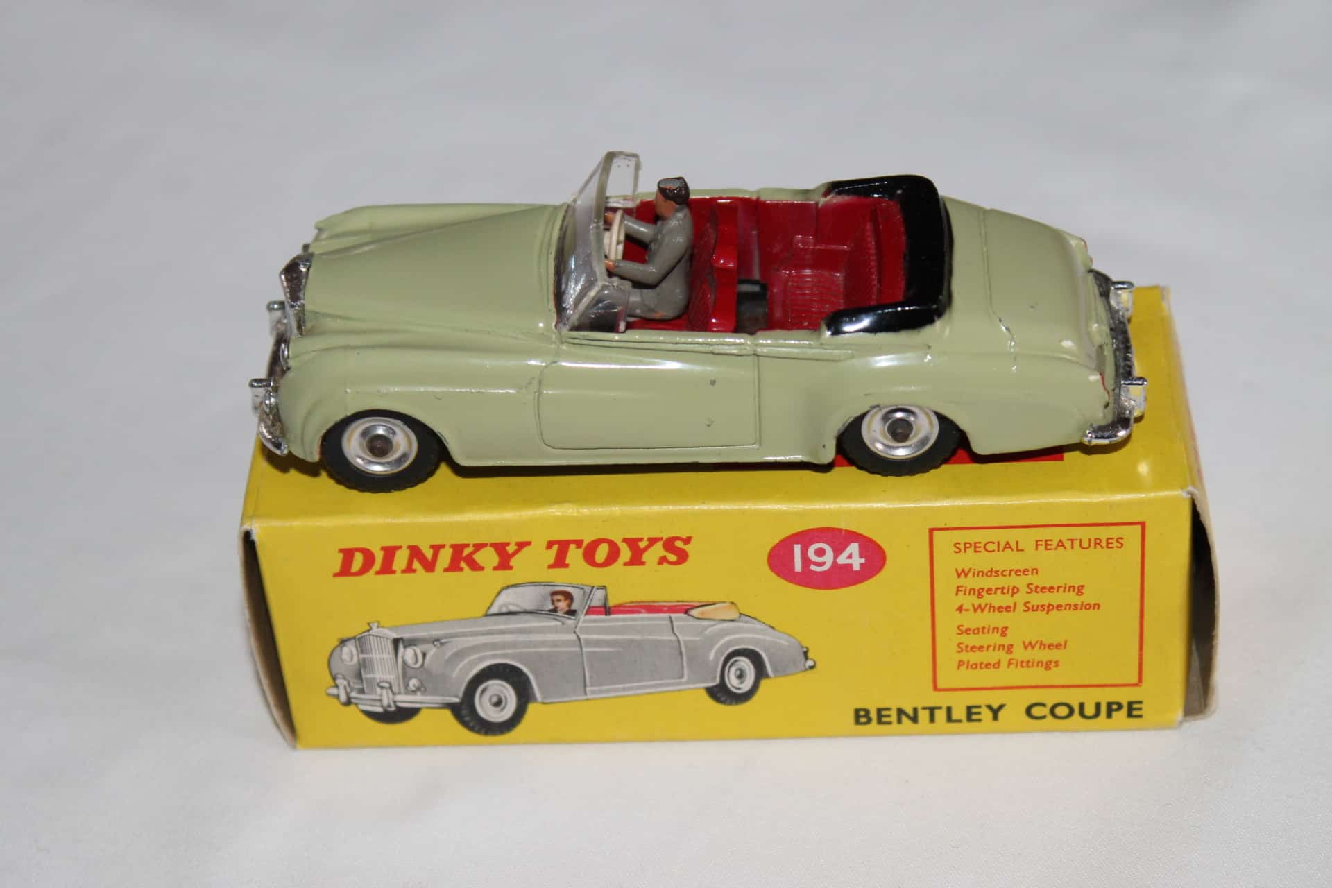 Dinky Toys 194 Bentley Coupe South African version Diecast