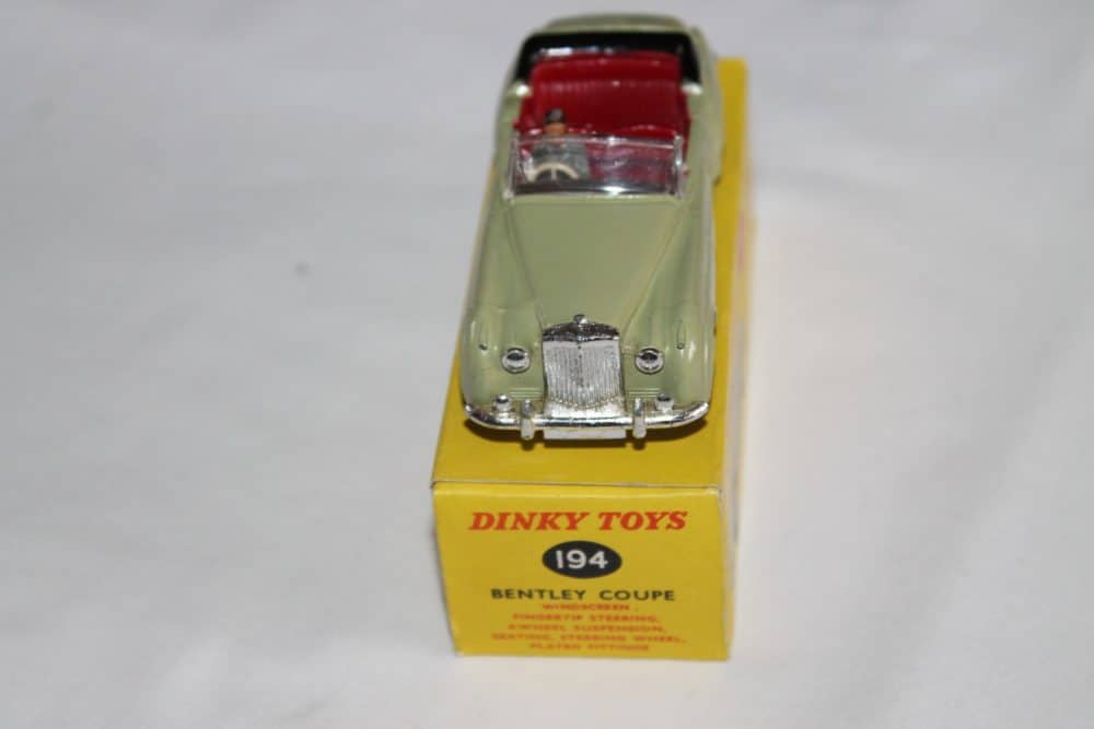 Dinky Toys 194 Bentley Coupe South African version-front