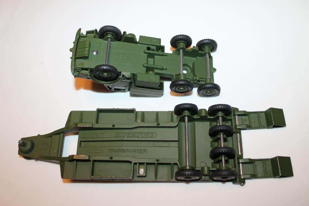 Dinky Toys 660 Tank Transporter with Windows-base