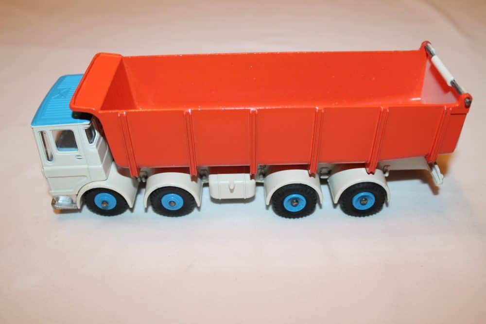 Dinky Toys 925 Leyland Dump Truck-leftside