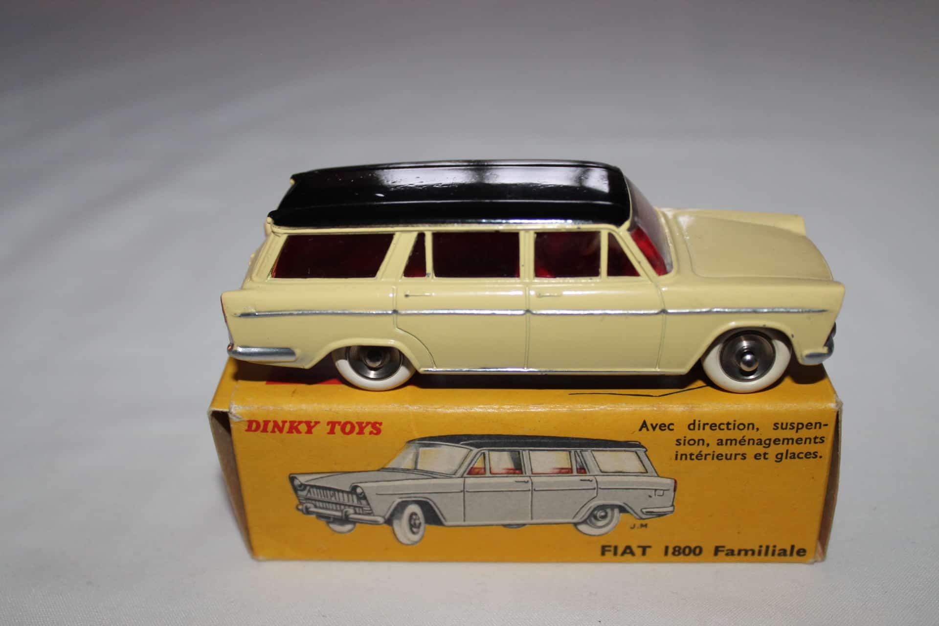 French Dinky Toys 548 Fiat 1800 Family Estate - Diecast