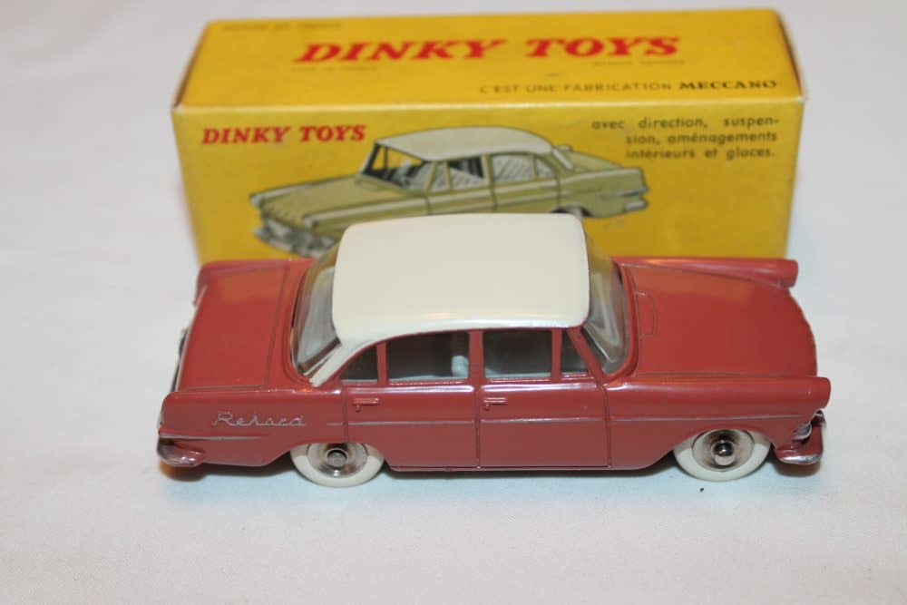 French Dinky Toys 554 Opel Rekord-side