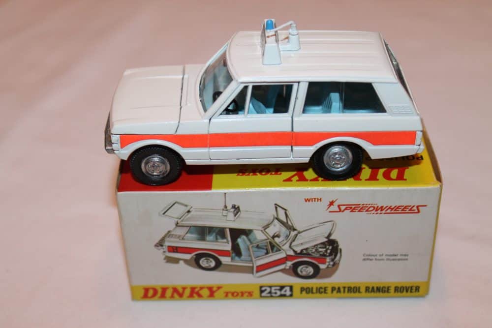 Dinky Toys 254 Police Patrol Range Rover