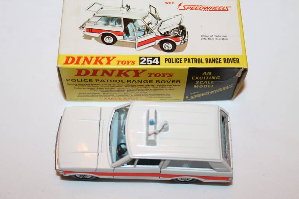 Dinky Toys 254 Police Patrol Range Rover-top
