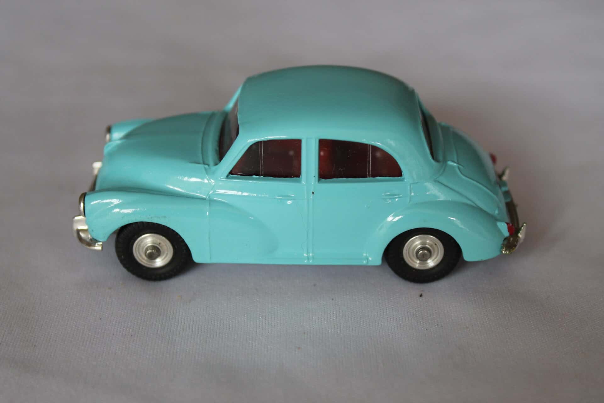 Spot-On 289 Morris Minor 10000 - Diecast