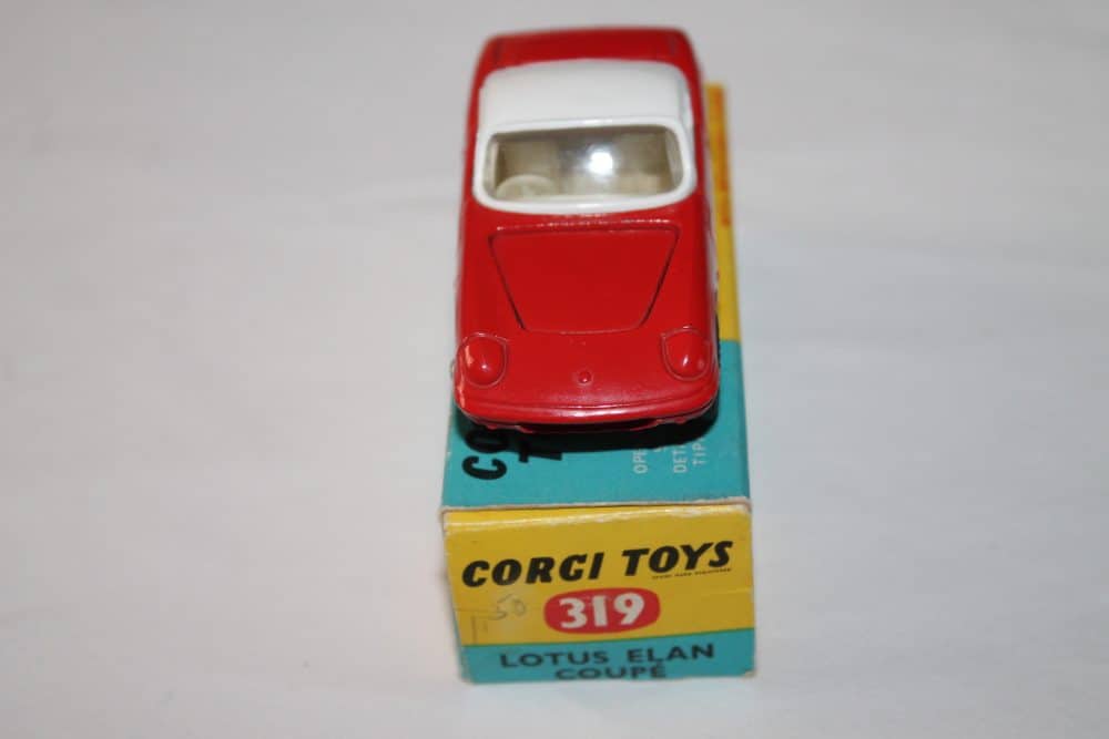Corgi Toys 319 Lotus Elan Coupe-front