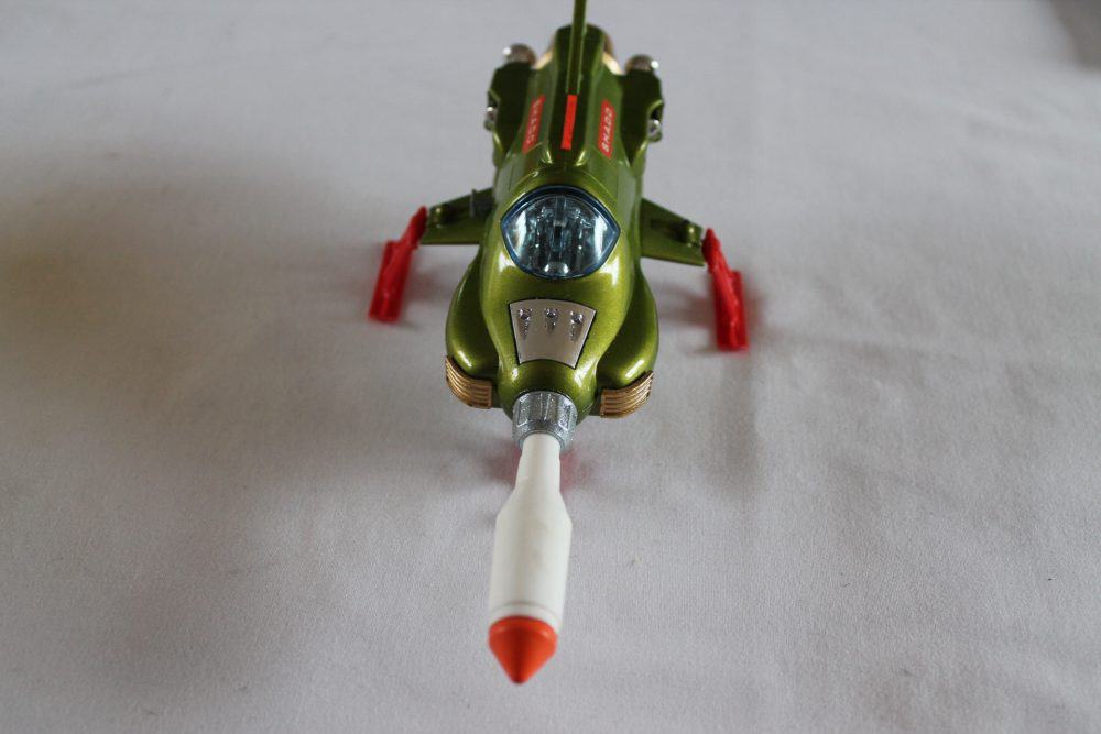 Dinky Toys 351 UFO Interceptor 'Space 1999' 1st Issue-front