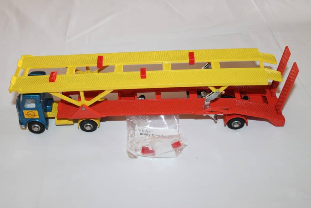 Dinky Toys 974 A.E.C. Hoyner Car Transporter-rside