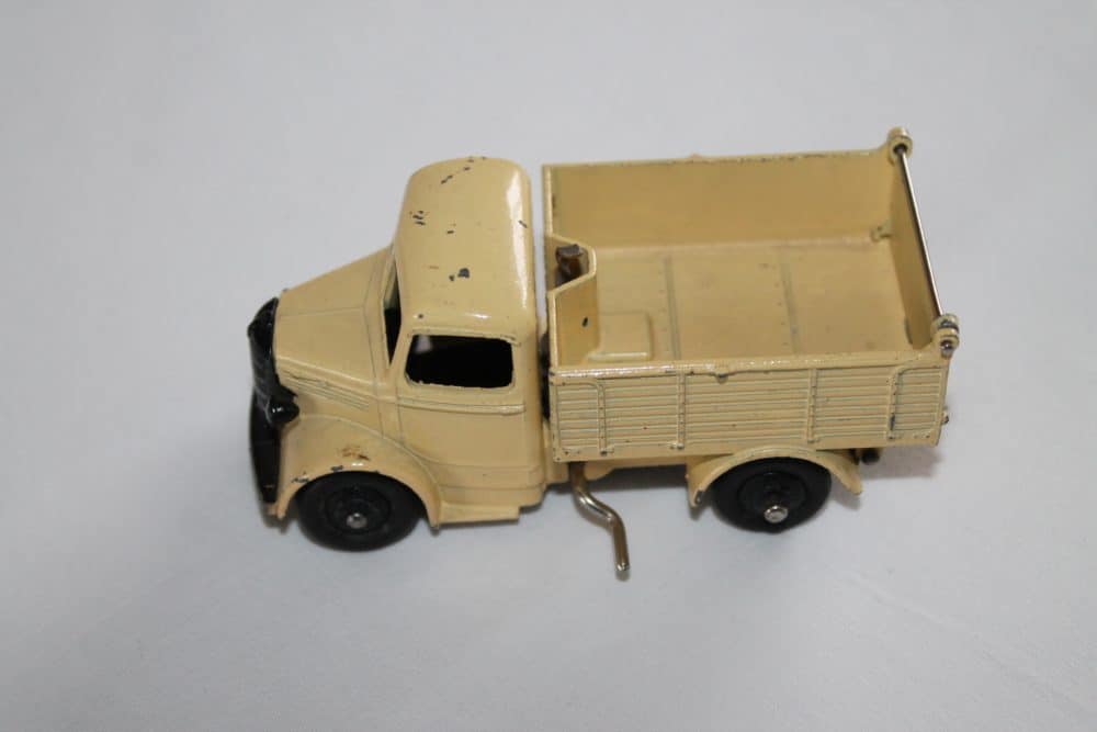 Dinky Toys 025m Bedford Tipper Truck