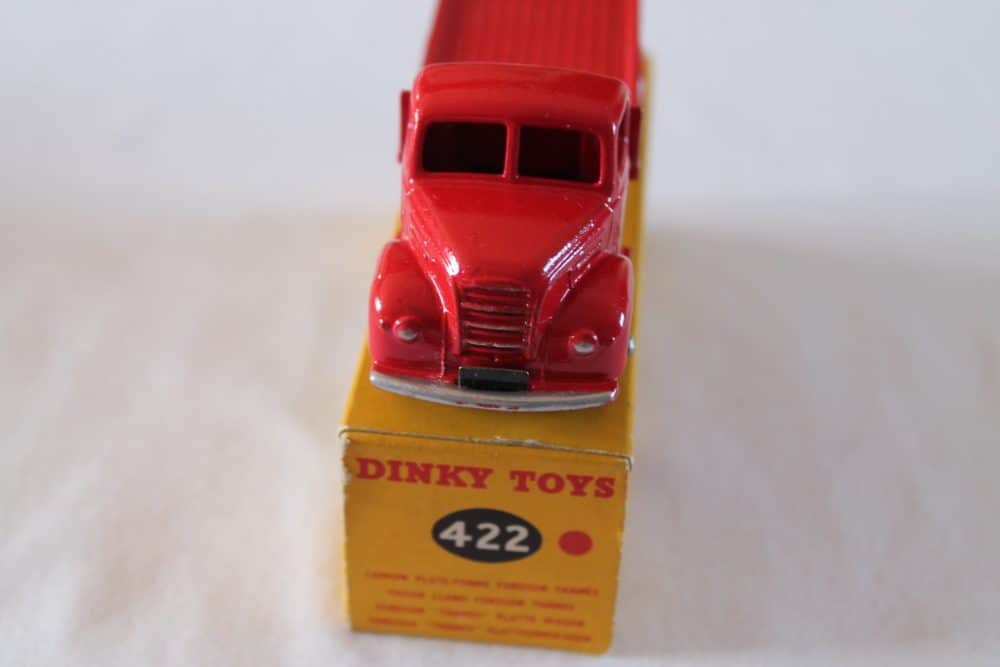 Dinky Toys 422 Fordson Thames Flat truck-front