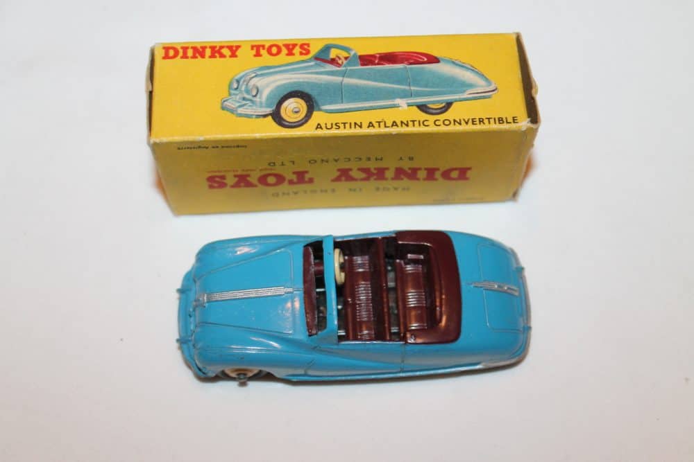 Dinky Toys 140A/106 Austin Atlantic-top