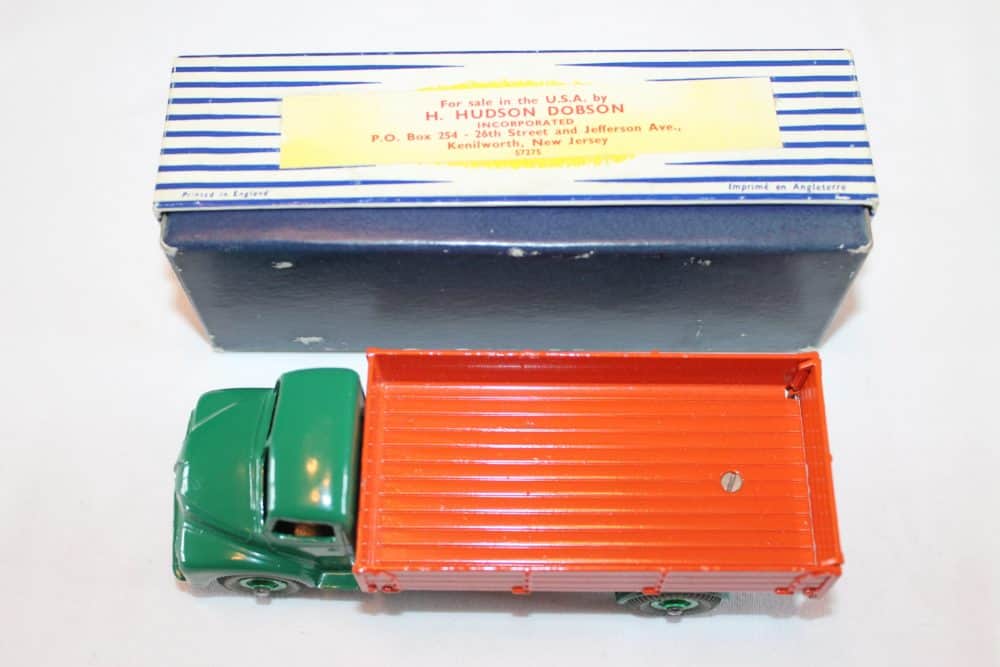Dinky Toys 418 Comet Wagon with Tailboard-top