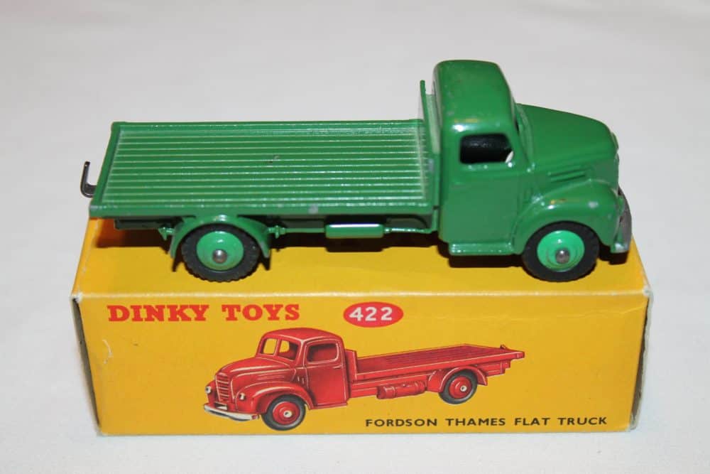 Dinky Toys 422 Fordson Thames Flat truck-side