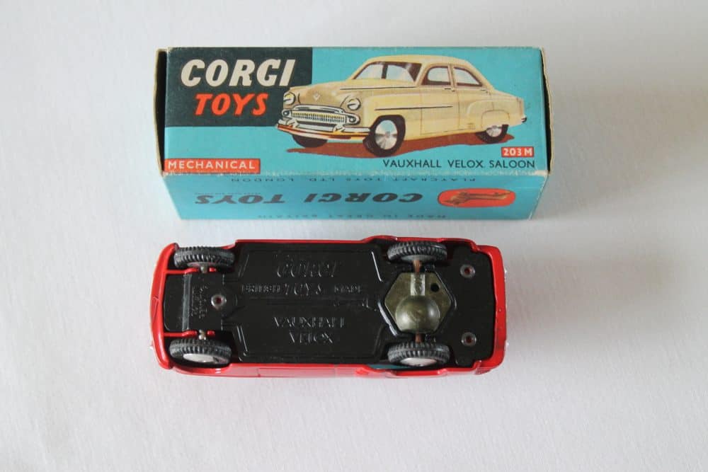 Corgi Toys 203M Vauxhall Velox Mechanical-base