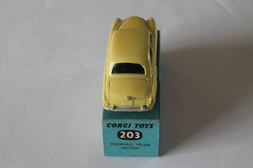 Corgi Toys 203 Vauxhall Velox-back