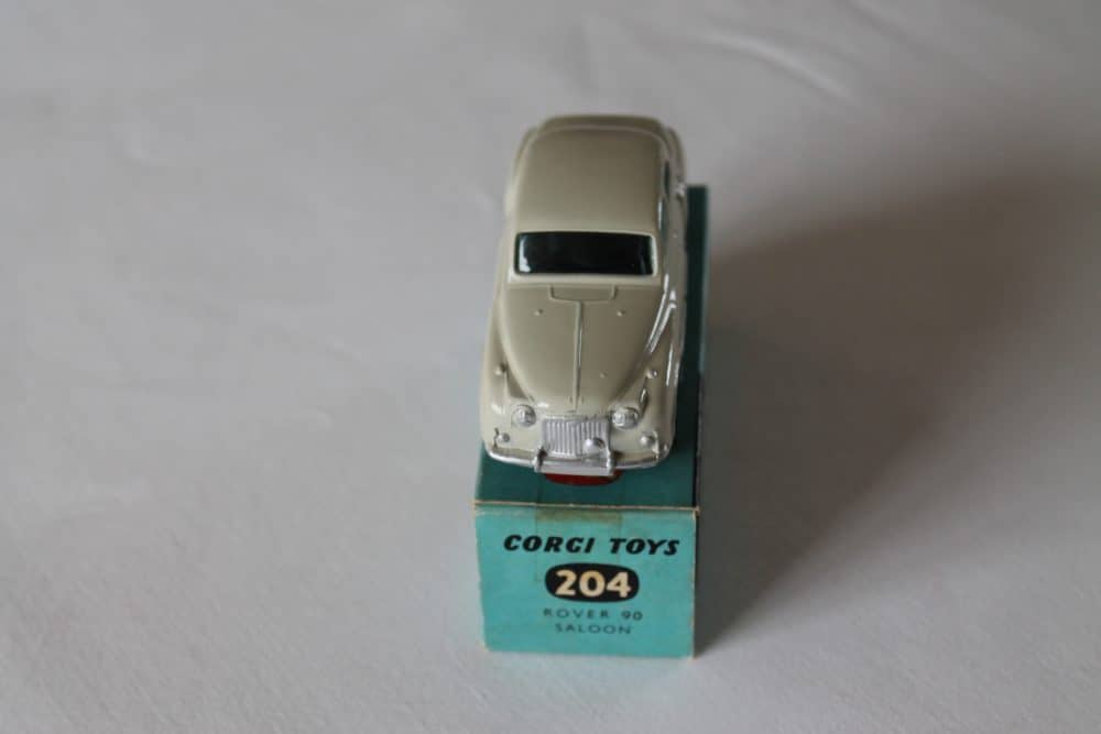 Corgi Toys 204 Rover 90 Saloon-front