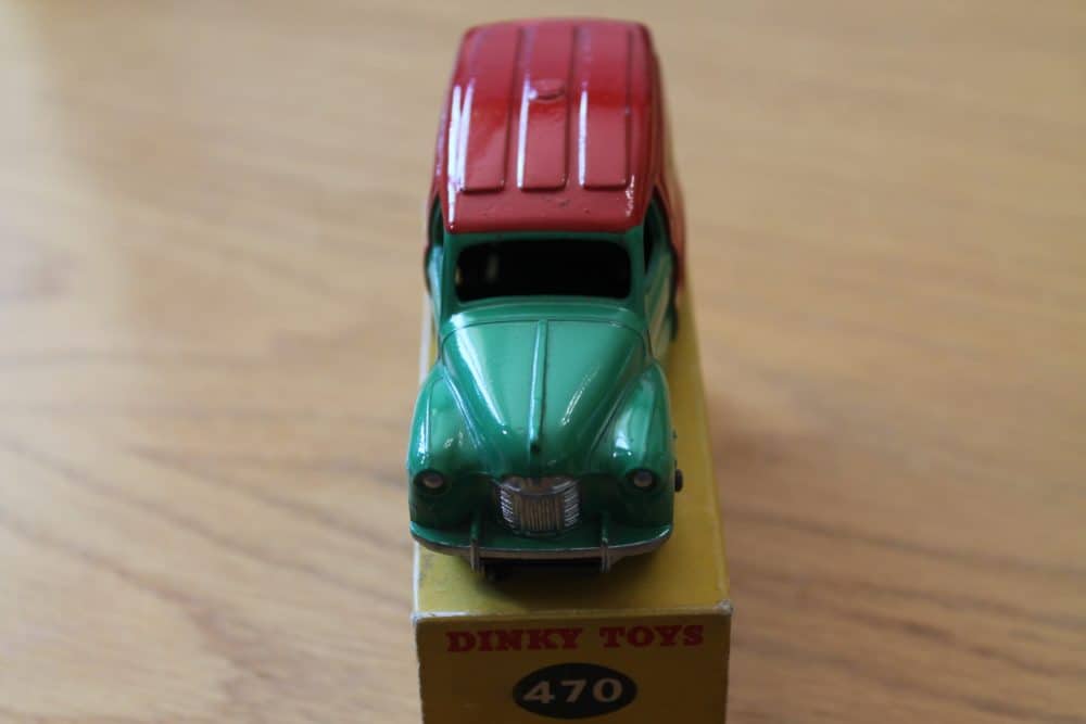 Dinky Toys 470 Austin Shell Van-front