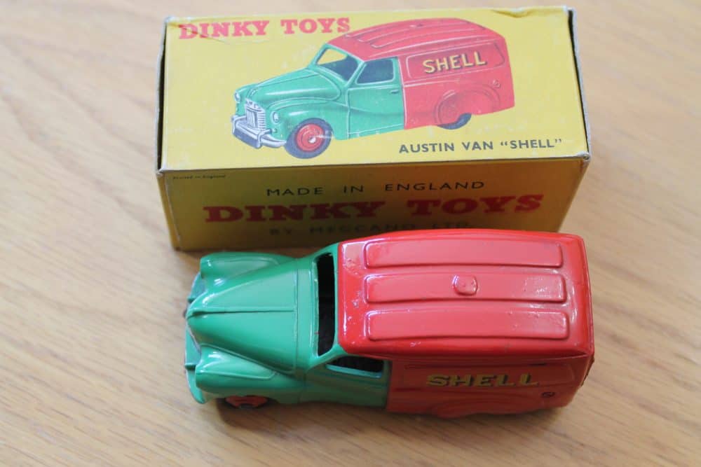 Dinky Toys 470 Austin Shell Van-top