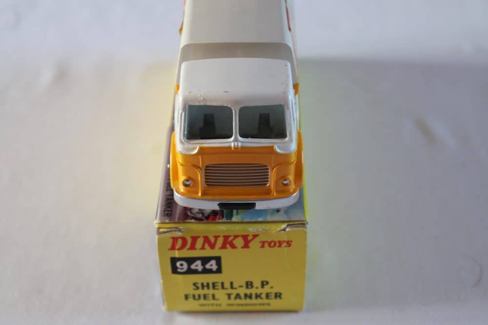 Dinky Toys944 Leyland Shell B.P. Fuel Tanker-front