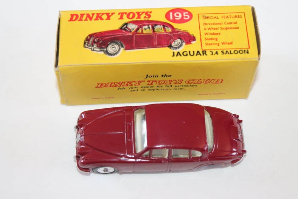 Dinky Toys 195 Jaguar 3.4 Saloon-top