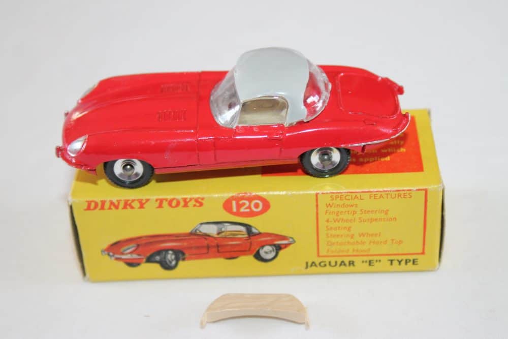 Dinky Toys 120 'E' Type Jaguar