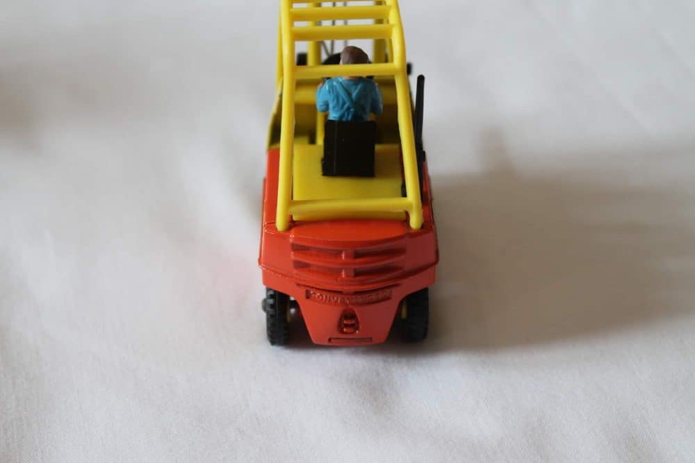 Dinky Toys 404 Conveyancer Fork Lift Truck-back