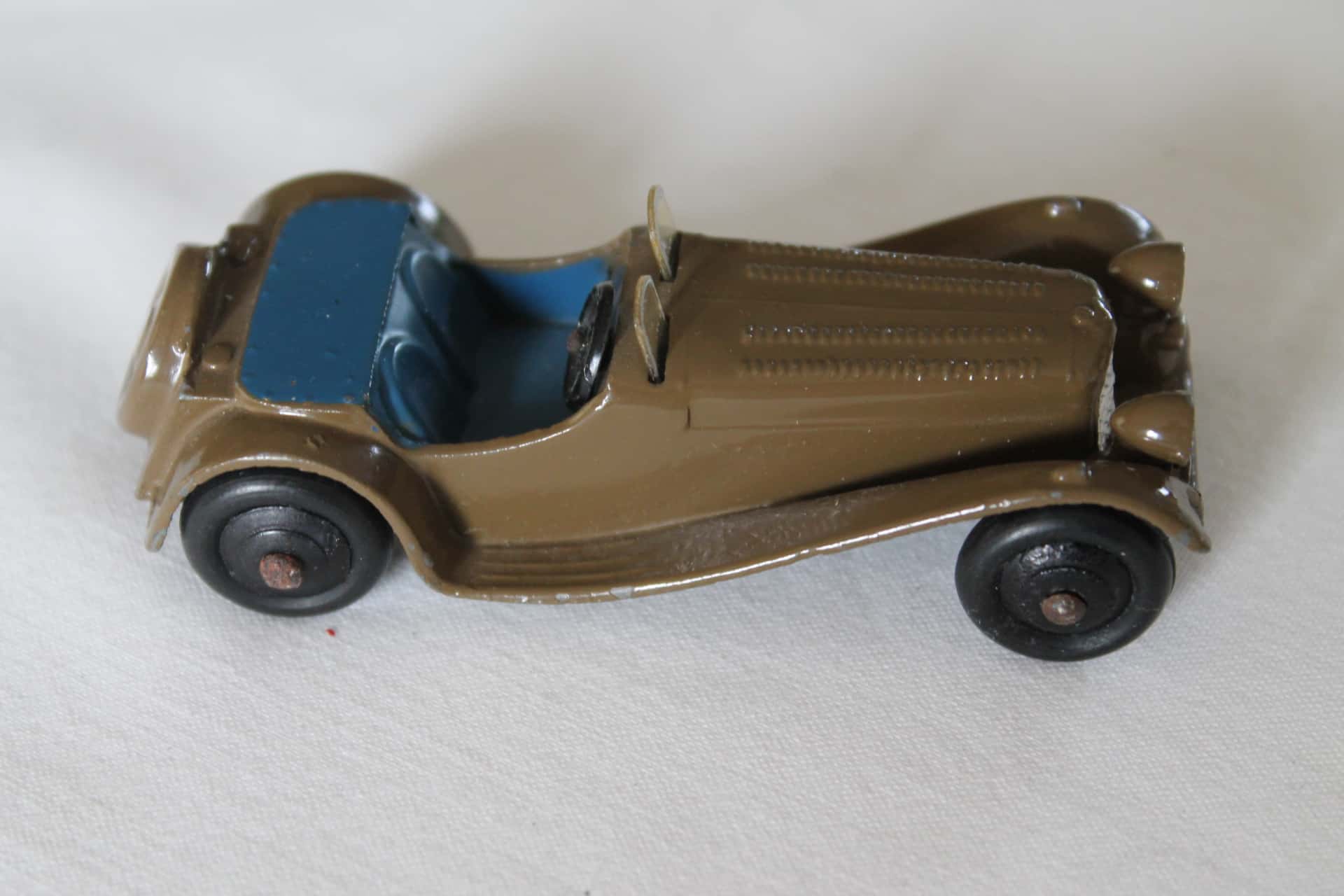 Dinky Toys 038f Jaguar SS - Diecast