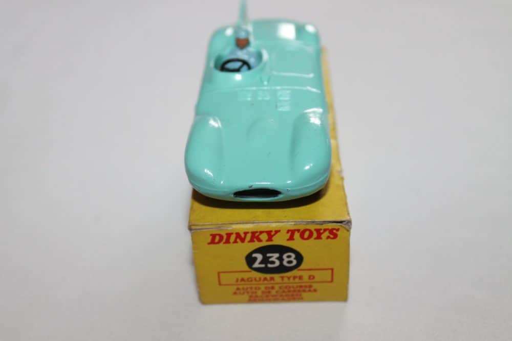Dinky Toys 238 Jaguar D Type Racing Car-front