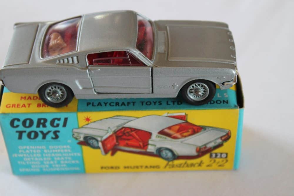 Corgi Toys 320 Ford Mustang-side