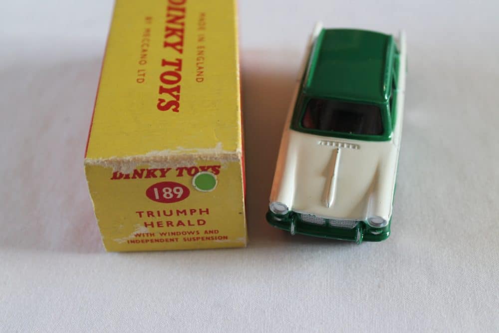 Dinky Toys 189 Triumph Herald-front
