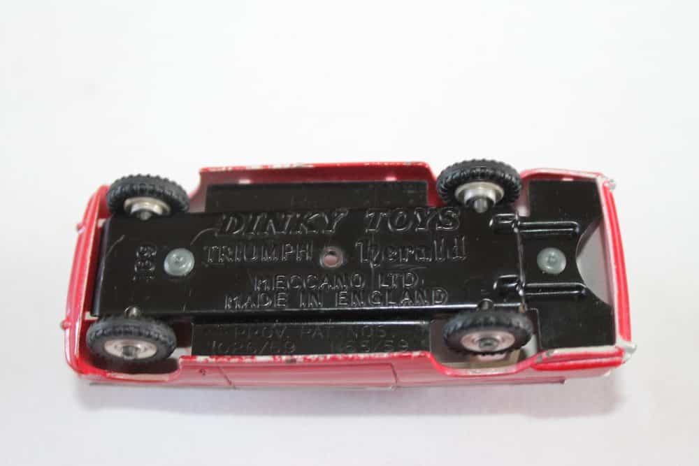 Dinky Toys 189 Triumph Herald Rare Promotional-base