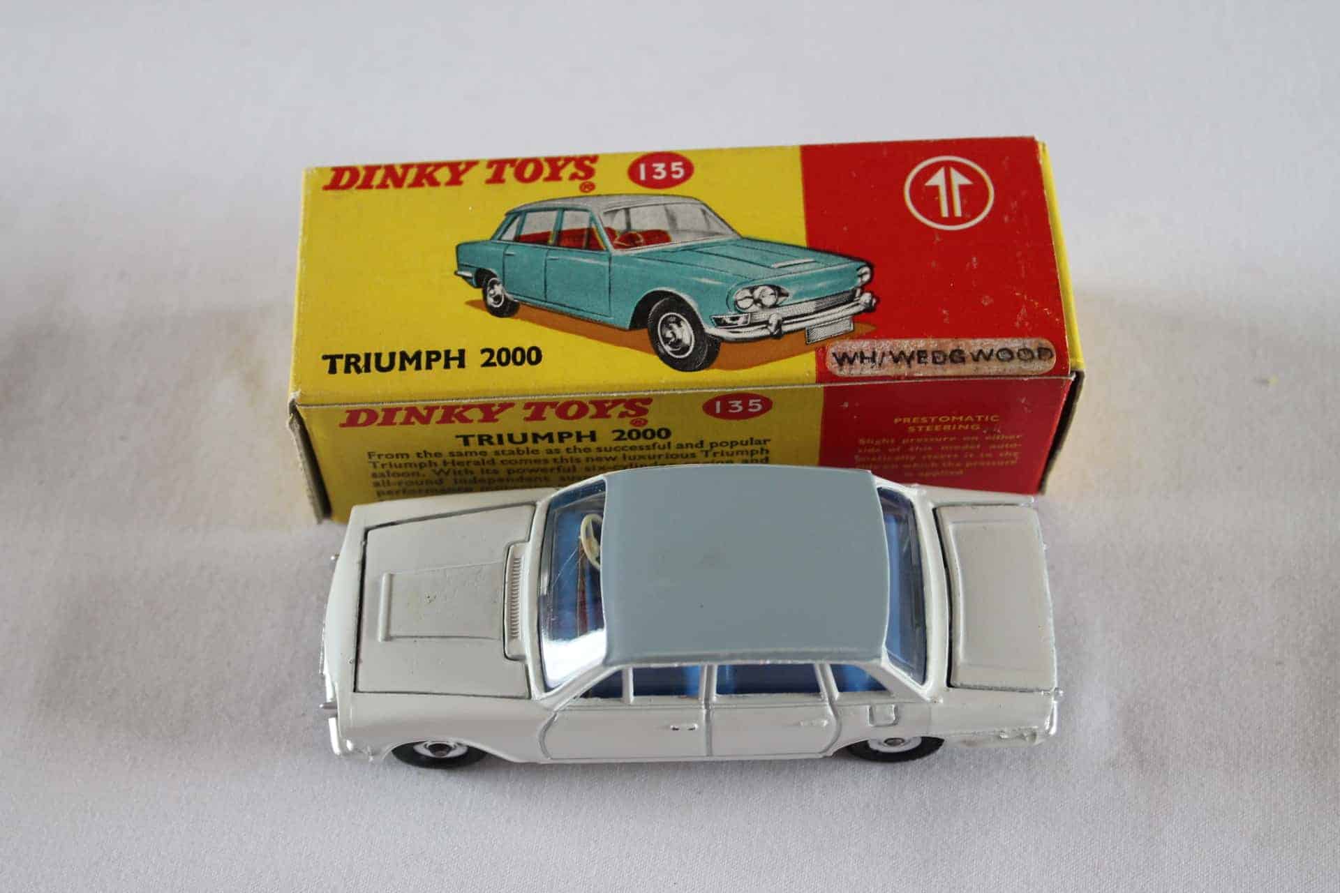 DINKY TOYS 135 TRIUMPH 2000 PROMOTIONNELLE BOITE VIDE REPRO