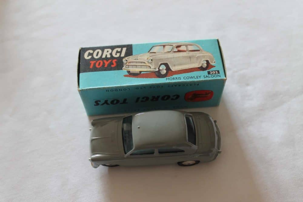 Corgi Toys 202 Grey Morris Cowley-top