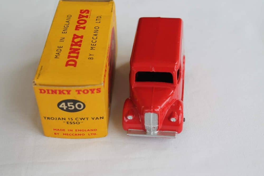 Dinky Toys 450 Trojan 'ESSO' Van-front