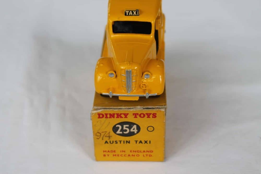 Dinky Toys 254 Austin Taxi-front