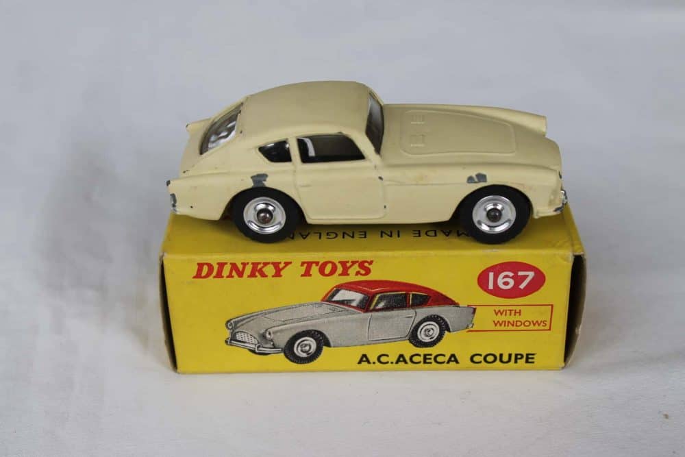 Dinky Toys 167 A.C. Aceca-side