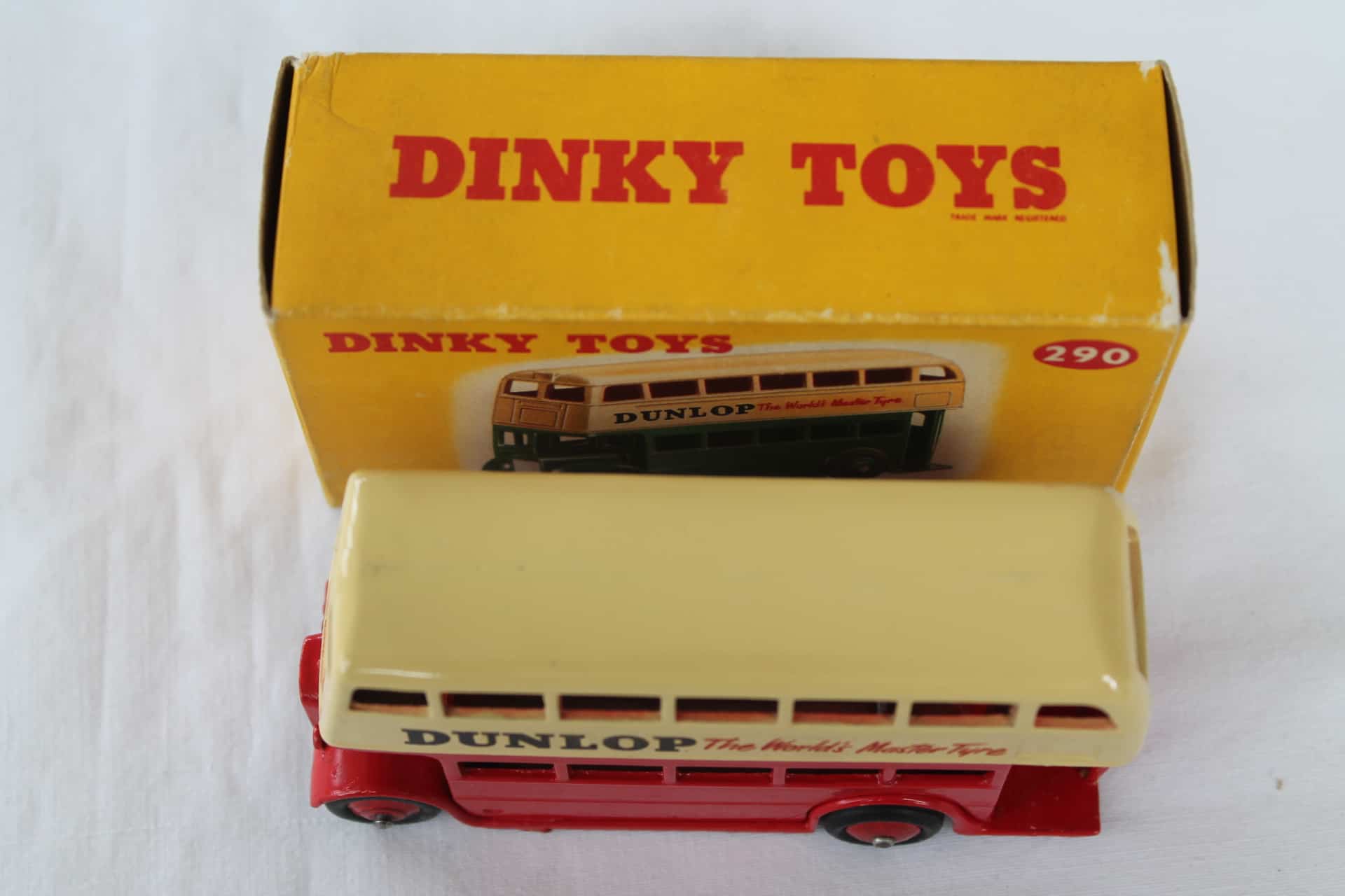 Bus Miniature DINKY 290 Vintage - Échelle 1:76 Avec Autocollants Pub